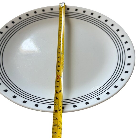 2 Corelle Vitrelle City Block White Dinner Plates Black Geometric Pattern 10.25" - Picture 4 of 4